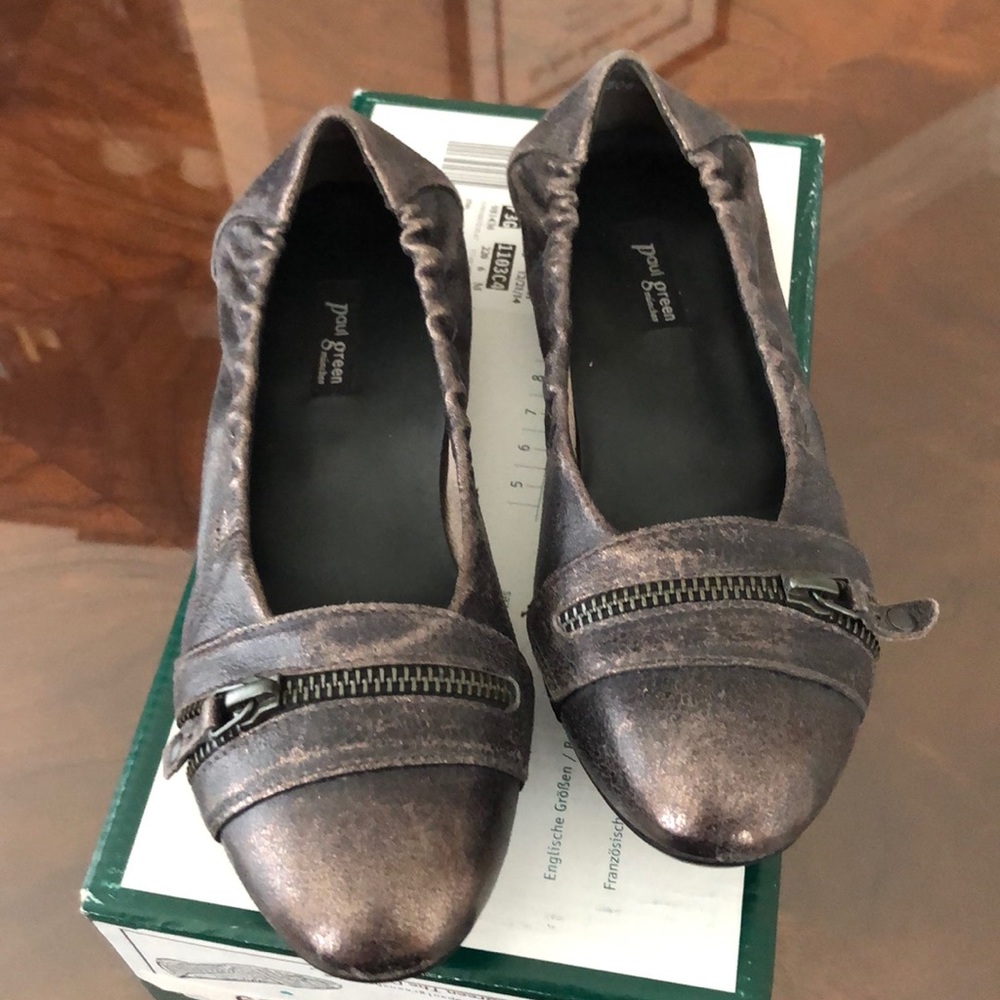 Paul Green Metallic Townsend Flat, Size 6, New